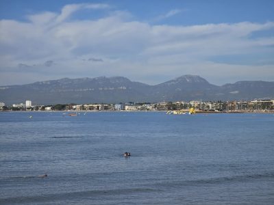 Salou, Spain — фото погоды в октябре (2025-10-08)