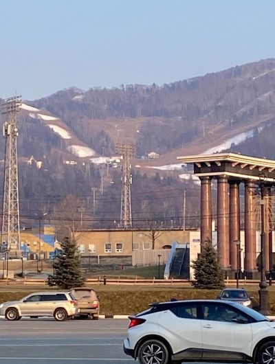 Южно-Сахалинск, Проспект Победы в ноябре — фото погоды (2025-11-24)