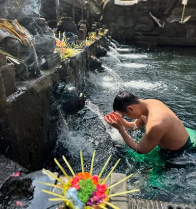 Pura Tirta Empul в апреле — фото погоды (2026-04-01)