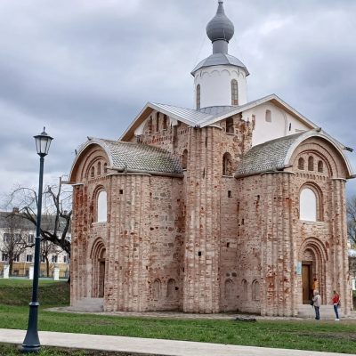 Великий Новгород в апреле — фото погоды (2026-04-17)