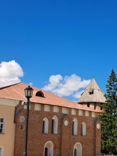 Ярославово Дворище в июле — фото погоды (2026-07-06)