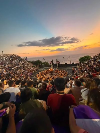 Kecak & Fire Dance Uluwatu в июне — фото погоды (2026-06-30)