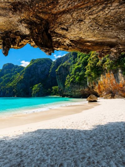 Maya Beach в июле — фото погоды (2026-07-17)