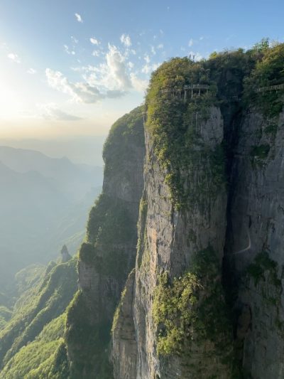 Tianmen Shan в мае — фото погоды (2026-05-08)