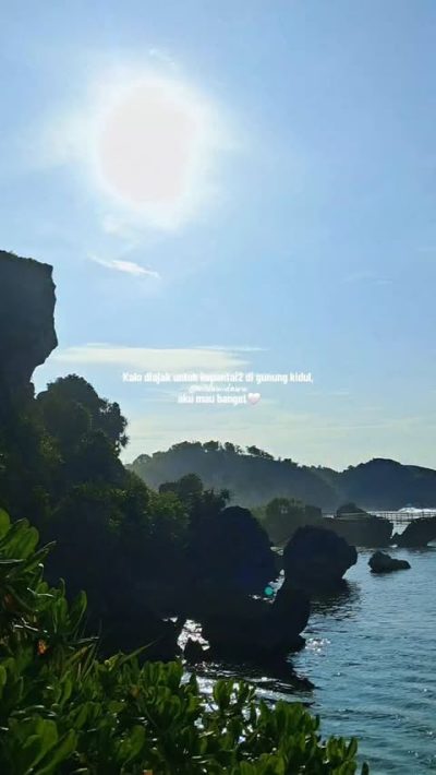 Pantai Drini, Gunung Kidul, Jogjakarta в марте — фото погоды (2026-03-16)
