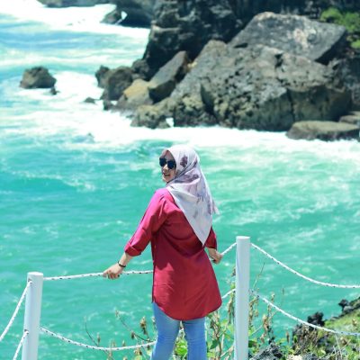 Pantai Drini, Gunung Kidul, Jogjakarta в апреле — фото погоды (2026-04-16)