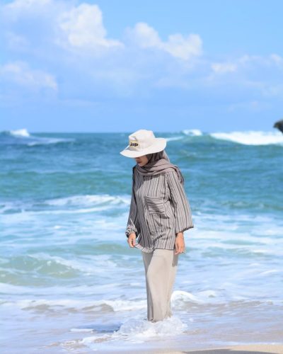 Pantai Drini, Gunung Kidul, Jogjakarta в апреле — фото погоды (2026-04-19)