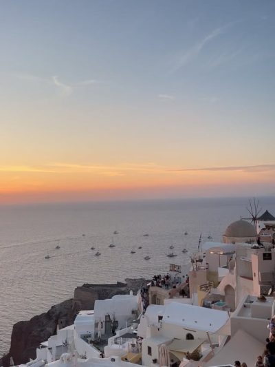 Santorini, Greece - Town Of Oia в ноябре — фото погоды (2025-11-06)