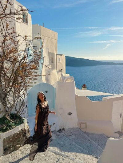 Santorini, Greece - Town Of Oia в апреле — фото погоды (2026-04-01)