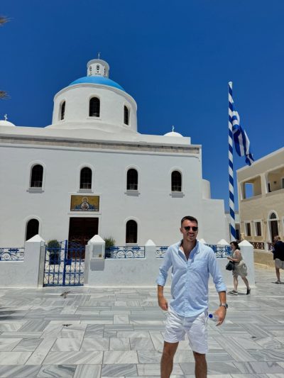 Santorini, Greece - Town Of Oia в июле — фото погоды (2026-07-07)