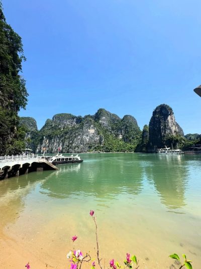Hang Sửng Sốt - Vịnh Hạ Long в апреле — фото погоды (2026-04-04)