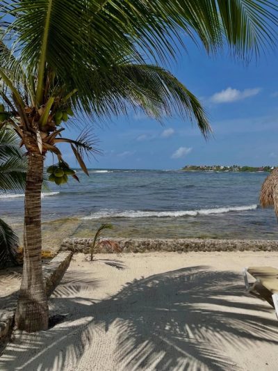 Akumal, Tulum, Mexico в июне — фото погоды (2026-06-11)