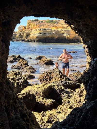 Praia dos Arrifes в сентябре — фото погоды (2025-09-29)