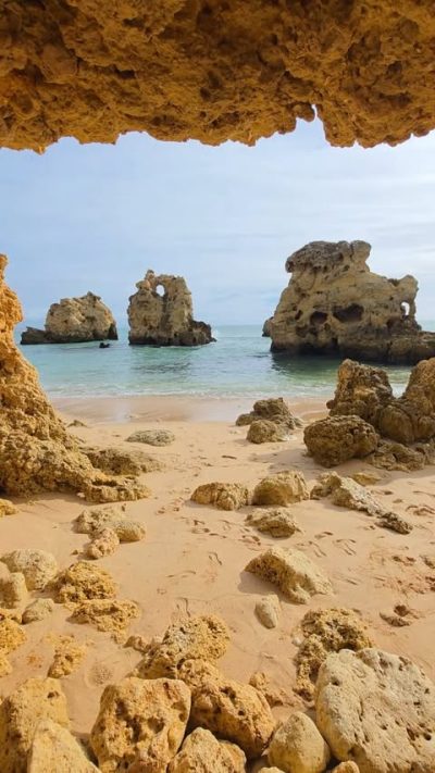 Praia dos Arrifes в декабре — фото погоды (2025-12-07)