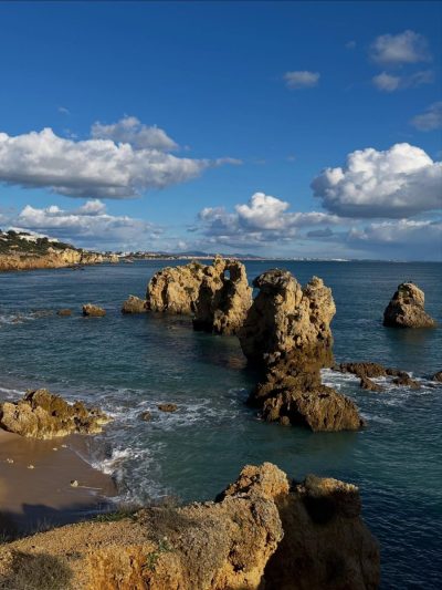 Praia dos Arrifes в январе — фото погоды (2026-01-19)