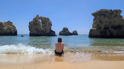 Praia dos Arrifes в июне — фото погоды (2026-06-04)