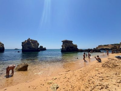 Praia dos Arrifes в июле — фото погоды (2026-07-10)