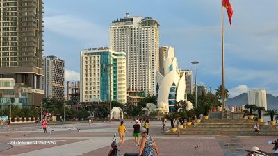 Nha Trang Beach в октябре — фото погоды (2025-10-27)
