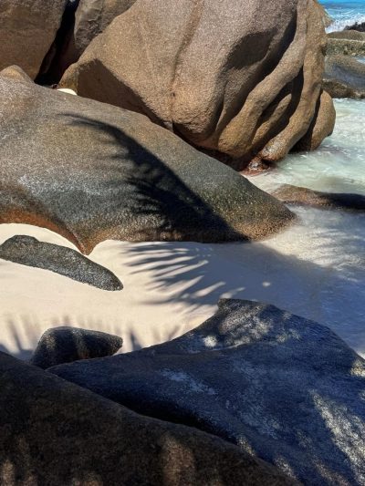 Anse Patates, La Digue, Seychelles в ноябре — фото погоды (2025-11-28)