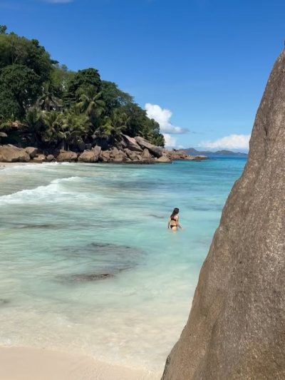 Anse Patates, La Digue, Seychelles в декабре — фото погоды (2025-12-17)