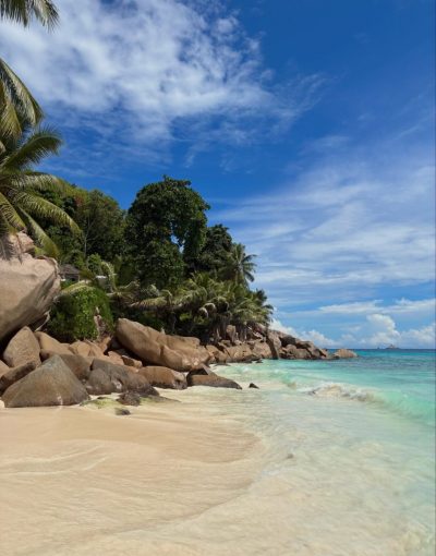 Anse Patates, La Digue, Seychelles в апреле — фото погоды (2026-04-23)