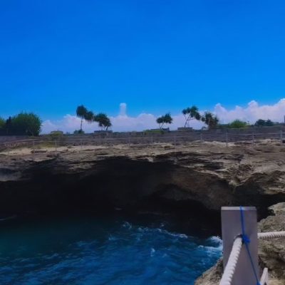 Devil's Tears Bay, Nusa Lembongan в апреле — фото погоды (2026-04-27)