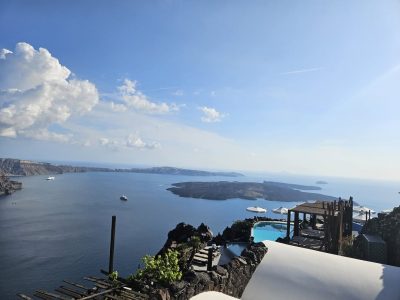Santorini Imerovigli в апреле — фото погоды (2025-04-27)