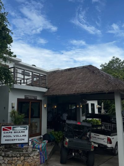 Cape Shark Villas в июле — фото погоды (2026-07-08)