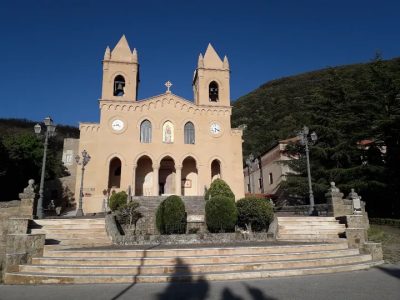 Santuario Maria SS. di Gibilmanna - Frati Minori Cappuccini в апреле — фото погоды (2024-04-20)