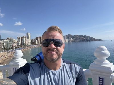 Old Town Square, Benidorm в октябре — фото погоды (2025-10-17)