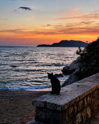 Sveti Stefan, Montenegro в июле — фото погоды (2026-07-06)