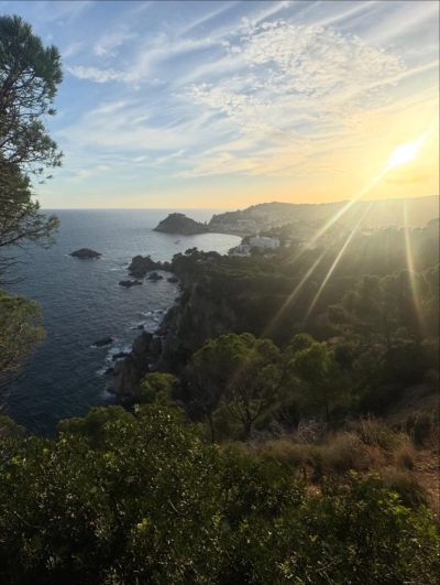 Tossa De Mar, Costa Brava Catalonia, Spain — фото погоды в октябре (2025-10-28)