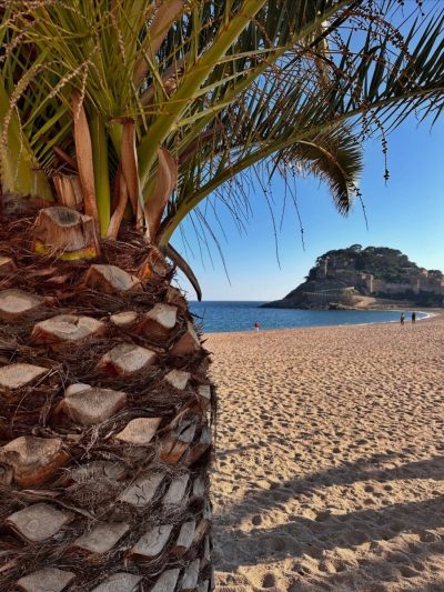 Tossa De Mar, Costa Brava Catalonia, Spain — фото погоды в феврале (2026-02-26)