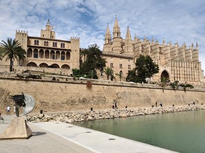 Catedral -Basílica De Santa Maria De Palma De Mallorca в мае — фото погоды (2026-05-16)