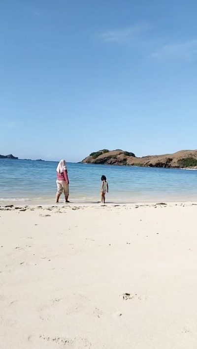 Tanjung Aan Beach Lombok в июле — фото погоды (2026-07-07)