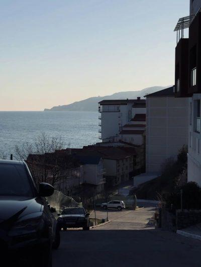 Crimea, Yalta в апреле — фото погоды (2026-04-22)