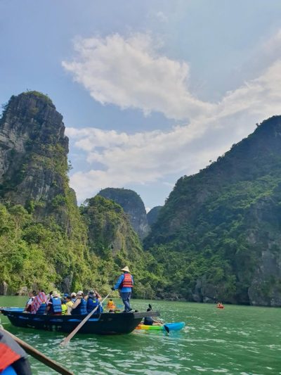 Ha Long Bay / Lan Ha Bay, Vietnam в марте — фото погоды (2026-03-27)