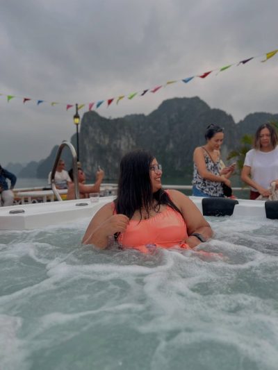 Ha Long Bay / Lan Ha Bay, Vietnam в апреле — фото погоды (2026-04-09)