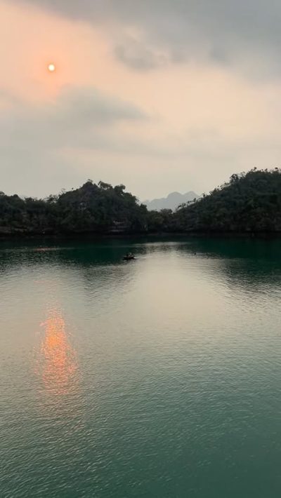 Ha Long Bay / Lan Ha Bay, Vietnam в мае — фото погоды (2026-05-12)