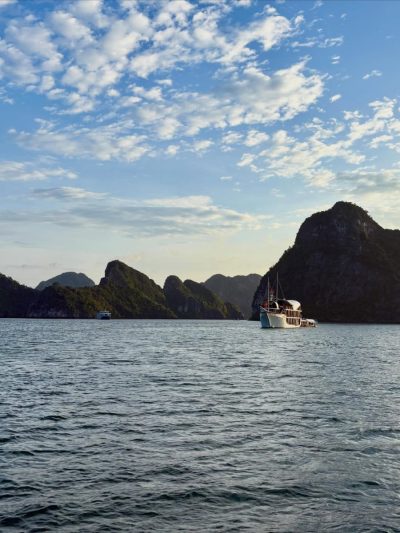 Ha Long Bay / Lan Ha Bay, Vietnam в мае — фото погоды (2026-05-29)