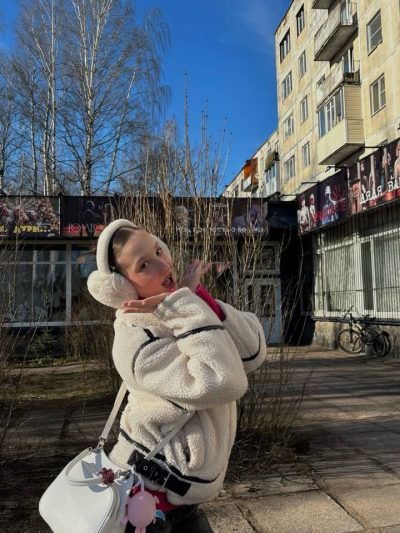 Театр драмы и кукол "Святая крепость" в апреле — фото погоды (2026-04-01)