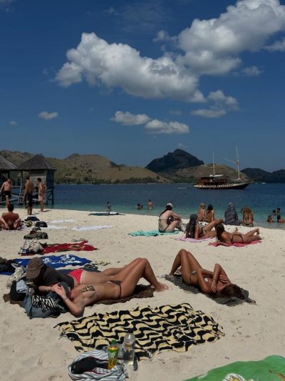 Kelor Island, Labuan Bajo в июле — фото погоды (2026-07-01)