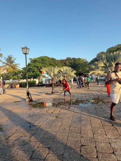 Forodhani Food Market, Stone Town, Zanzibar в апреле — фото погоды (2026-04-01)