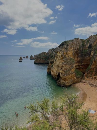Praia D.Ana, Lagos, Algarve в июне — фото погоды (2026-06-09)