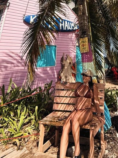 Club De Playa Rocky Cay в марте — фото погоды (2026-03-16)