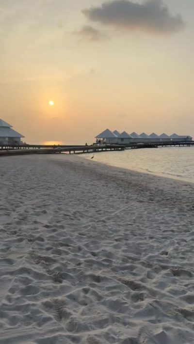 Diamonds Athuruga Beach and Water Villas в декабре — фото погоды (2025-12-25)