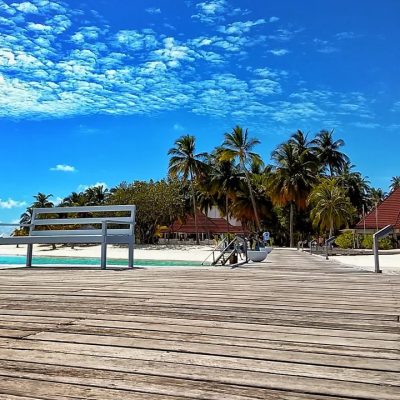 Diamonds Athuruga Beach and Water Villas в марте — фото погоды (2026-03-16)