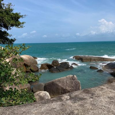 Hin Ta &hin Yai Koh Samui в феврале — фото погоды (2026-02-18)