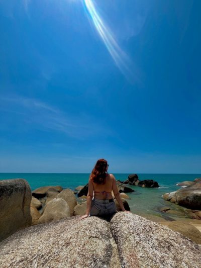 Hin Ta &hin Yai Koh Samui в апреле — фото погоды (2026-04-24)