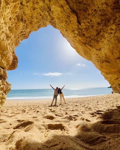 Praia da Coelha в феврале — фото погоды (2026-02-22)